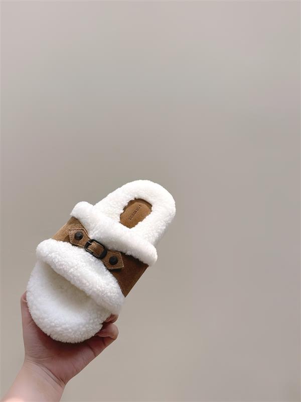 2025112818447760 240